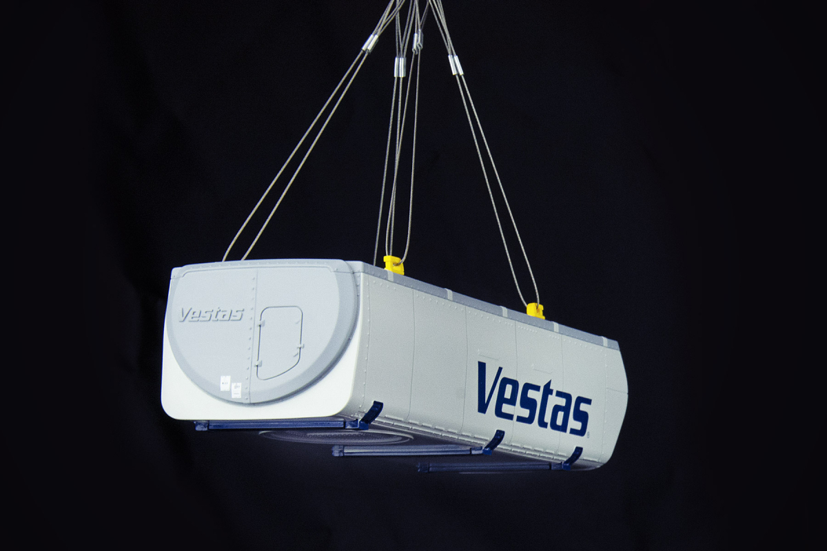 Turbina Rossa IMC Vestas 33-0205 – Modellino Scala Per Collezionisti – Nuovo - Foto 2